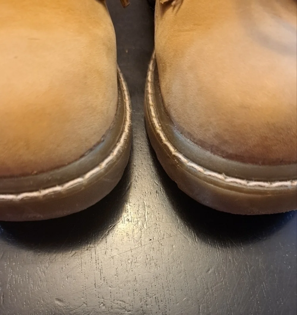 Buster Brown Boys Utility Boots    Size 8 1/2
